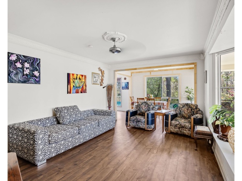 102 Milora Road, Upper Lockyer QLD 4352