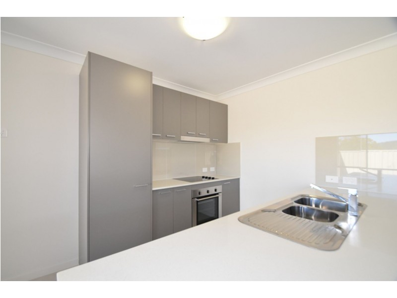 1/6 Minnett Street, Glenvale QLD 4350