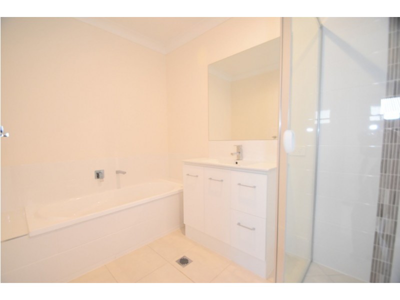 1/6 Minnett Street, Glenvale QLD 4350