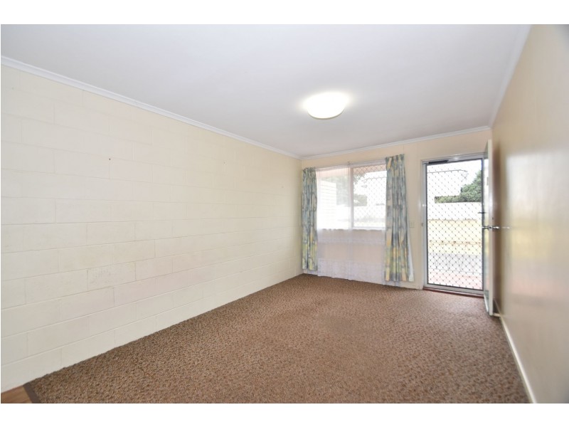 2/15 Perth Street, Rangeville QLD 4350