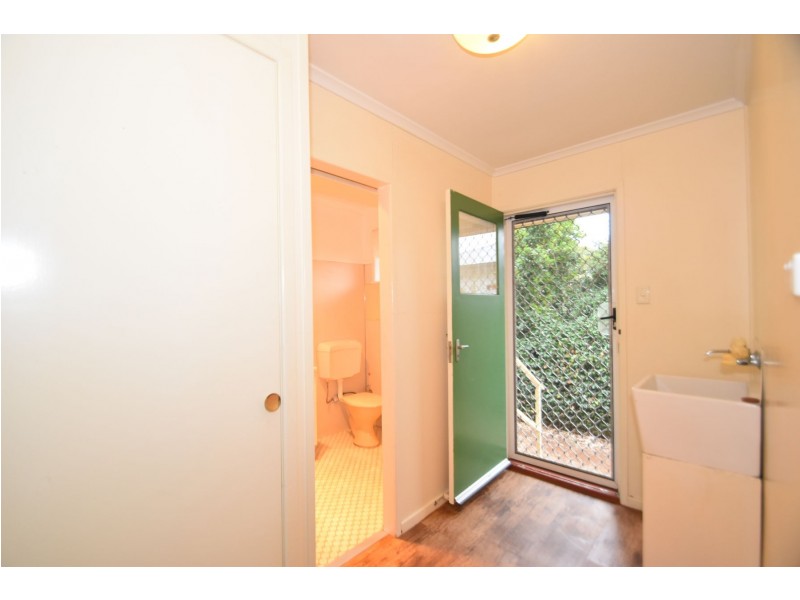 2/15 Perth Street, Rangeville QLD 4350