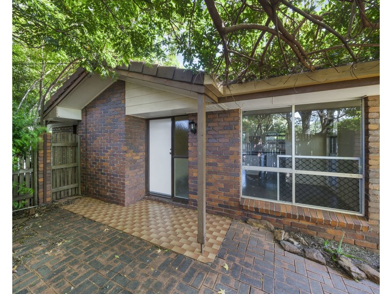 11 Wine Drive, Wilsonton Heights QLD 4350