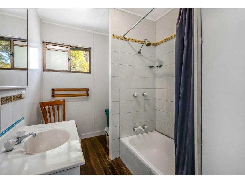 17 Koreelah Street, Upper Lockyer QLD 4352