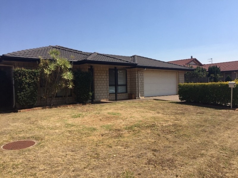 12 Rogers Drive, Highfields QLD 4352