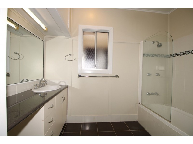 89 Hill Street, Newtown QLD 4350