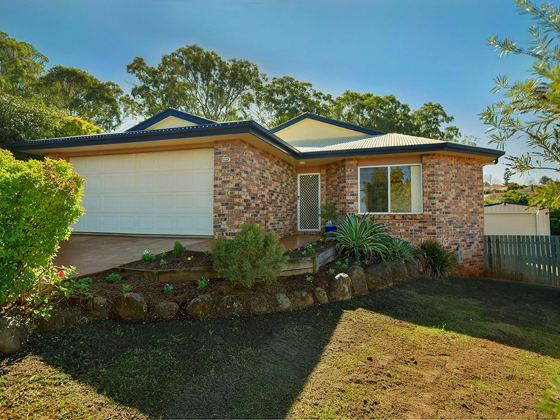 2 Lysanda Close, Wilsonton QLD 4350