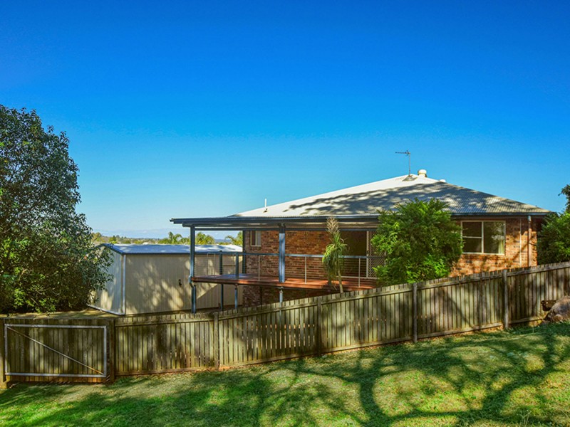 2 Lysanda Close, Wilsonton QLD 4350