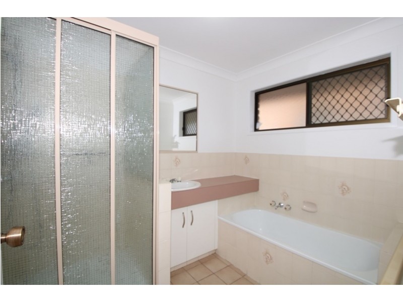 106 Hursley Road, Newtown QLD 4350