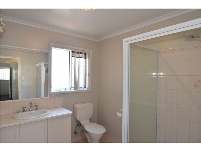 1/19a Gladstone Street, Newtown QLD 4350