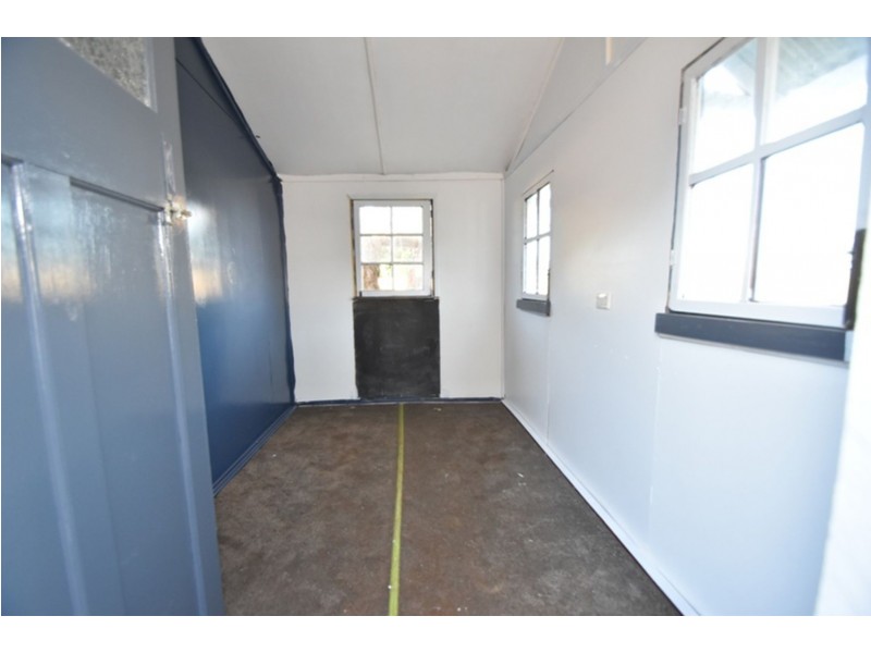 15 Bullock Street, Rockville QLD 4350