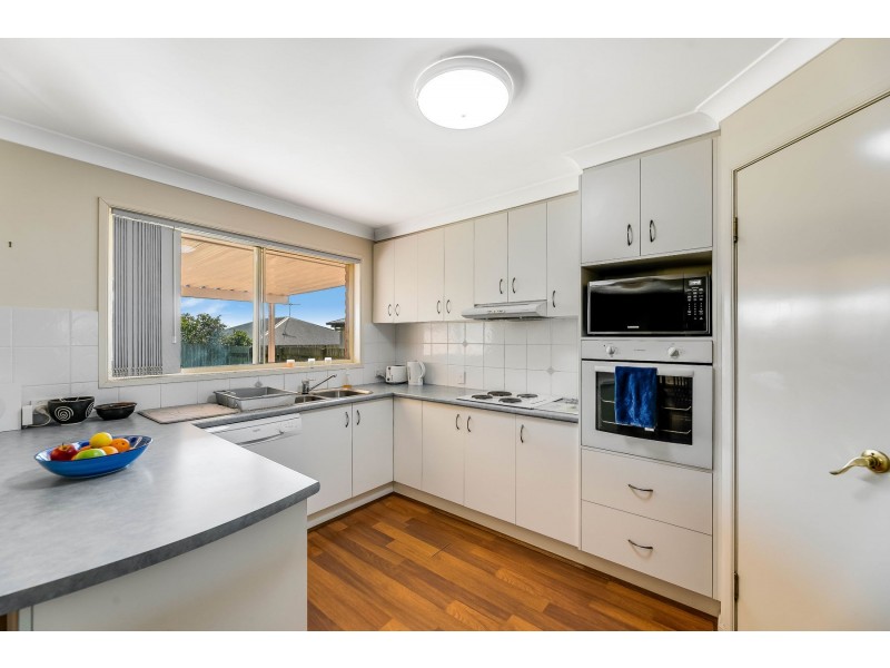 583 Hume Street, Kearneys Spring QLD 4350