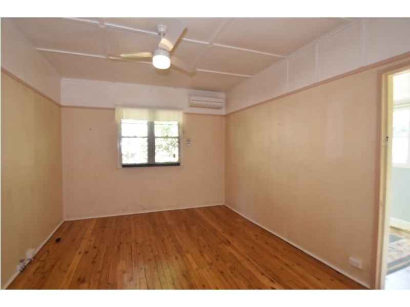 27 Ocean Street, Rangeville QLD 4350