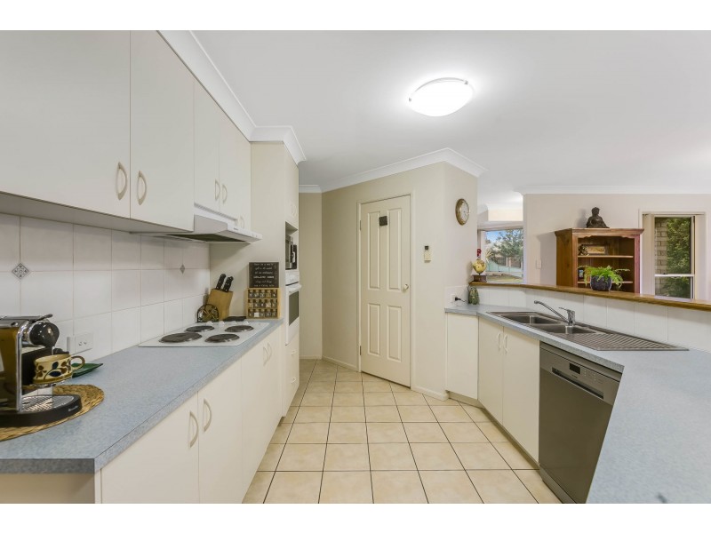 10 Goodman Court, Middle Ridge QLD 4350