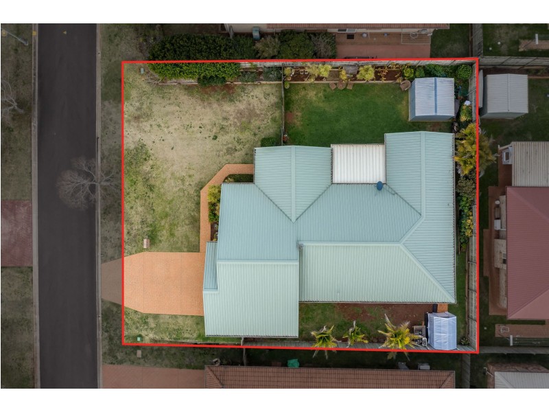 10 Goodman Court, Middle Ridge QLD 4350