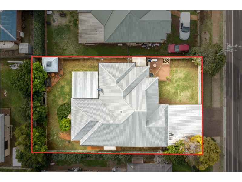 415 West Street, Darling Heights QLD 4350