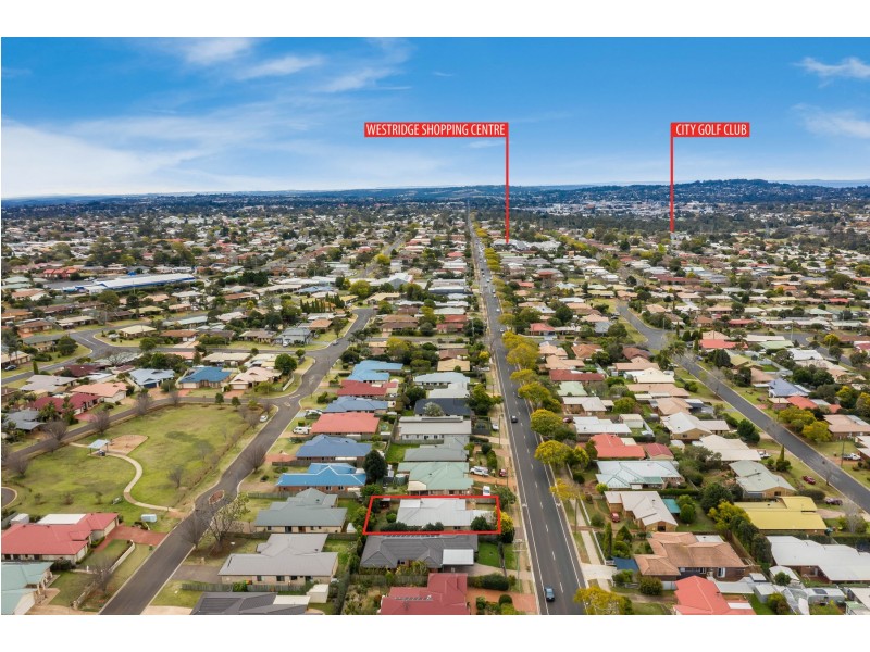 415 West Street, Darling Heights QLD 4350