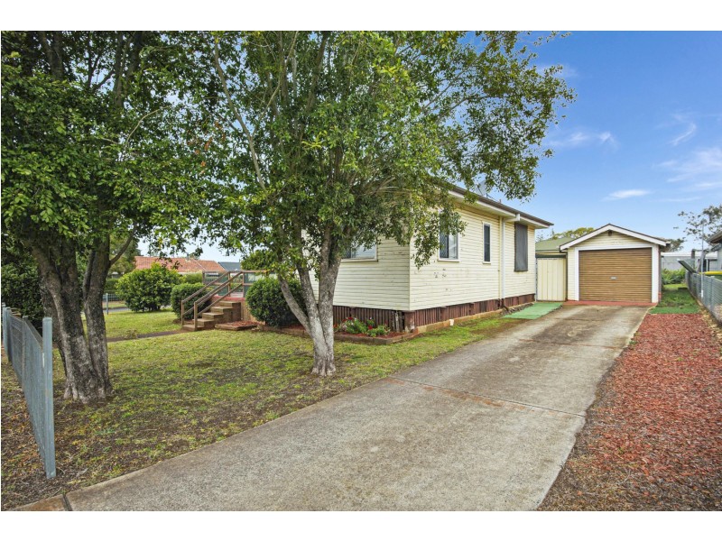 2 Farquharson Street, Harristown QLD 4350