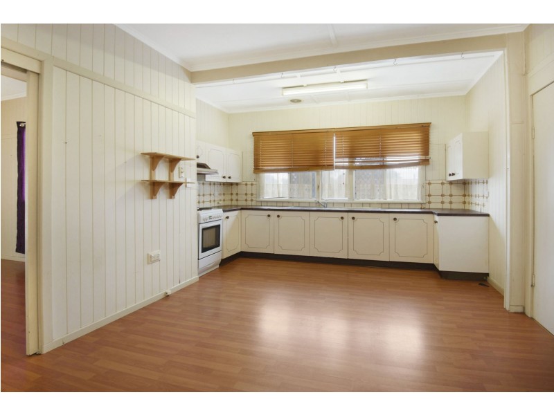 2 Farquharson Street, Harristown QLD 4350