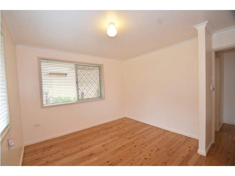 2/60 Wooldridge Street, Mount Lofty QLD 4350