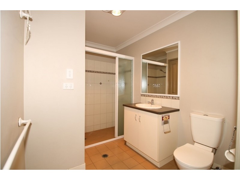 1/9 Hirst Street, Greenmount QLD 4359