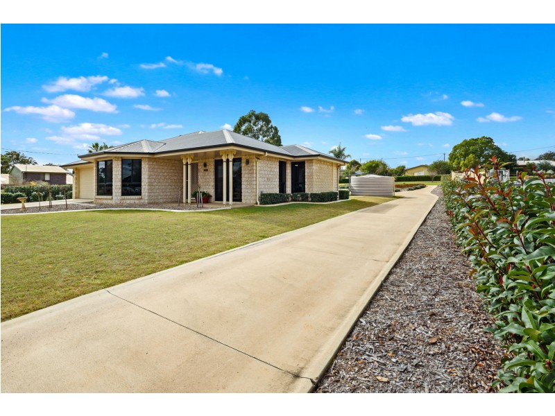 6 Mocatta Street, Goombungee QLD 4354