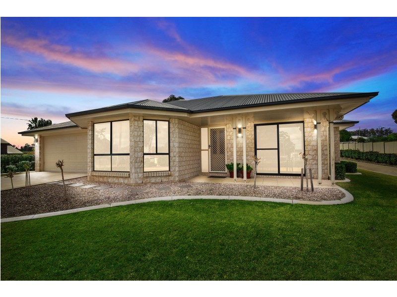 6 Mocatta Street, Goombungee QLD 4354
