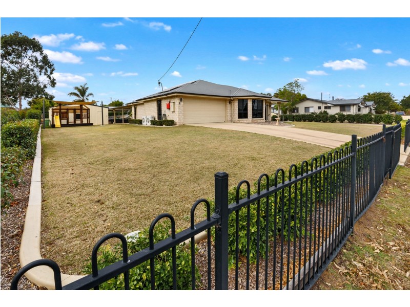 6 Mocatta Street, Goombungee QLD 4354