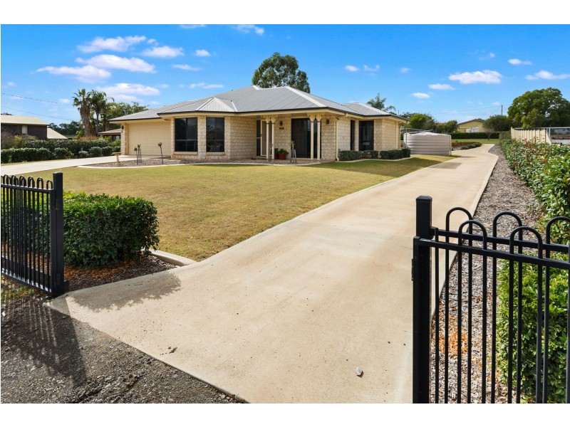6 Mocatta Street, Goombungee QLD 4354