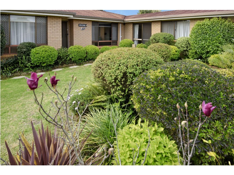24 Cabarita Crescent, Glenvale QLD 4350