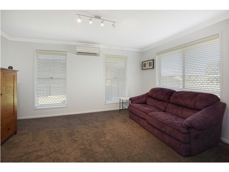 16 Whitman Street, Westbrook QLD 4350