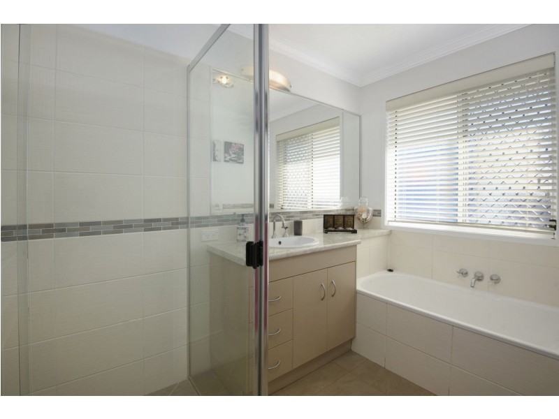 16 Whitman Street, Westbrook QLD 4350