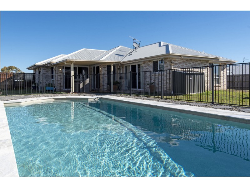 16 Whitman Street, Westbrook QLD 4350