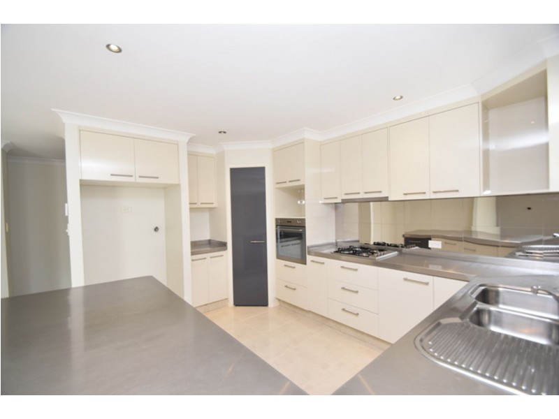 12 Quail Street, Rangeville QLD 4350