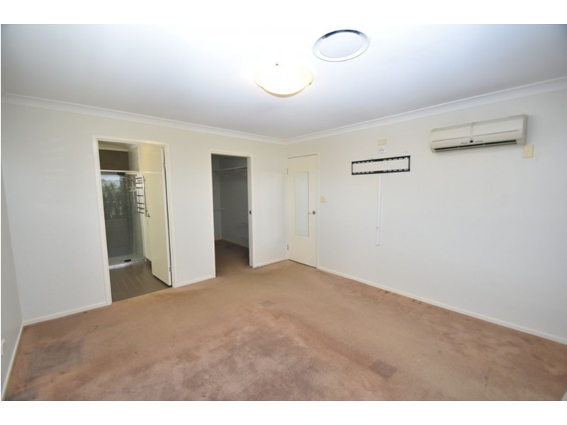 12 Quail Street, Rangeville QLD 4350