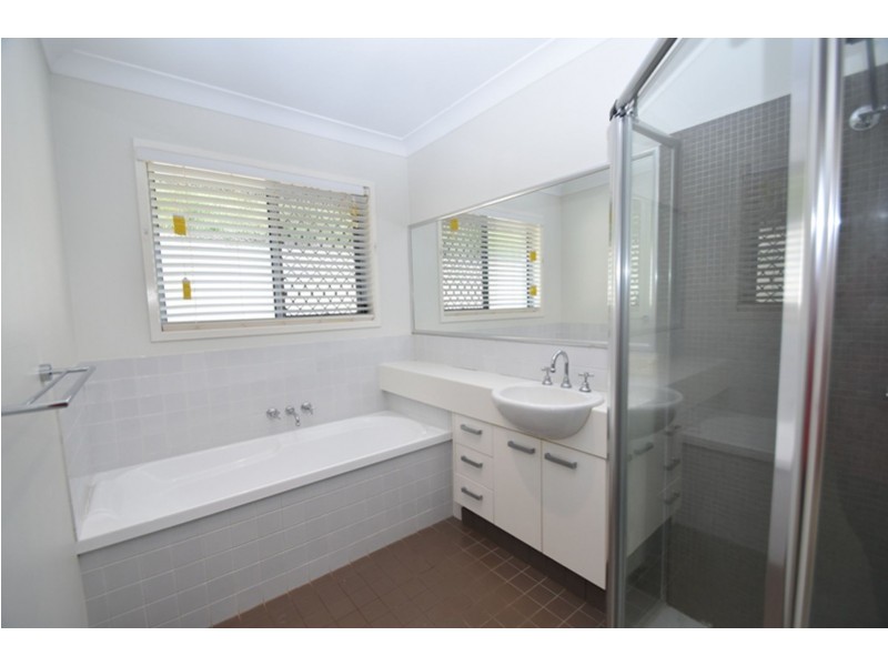 12 Quail Street, Rangeville QLD 4350