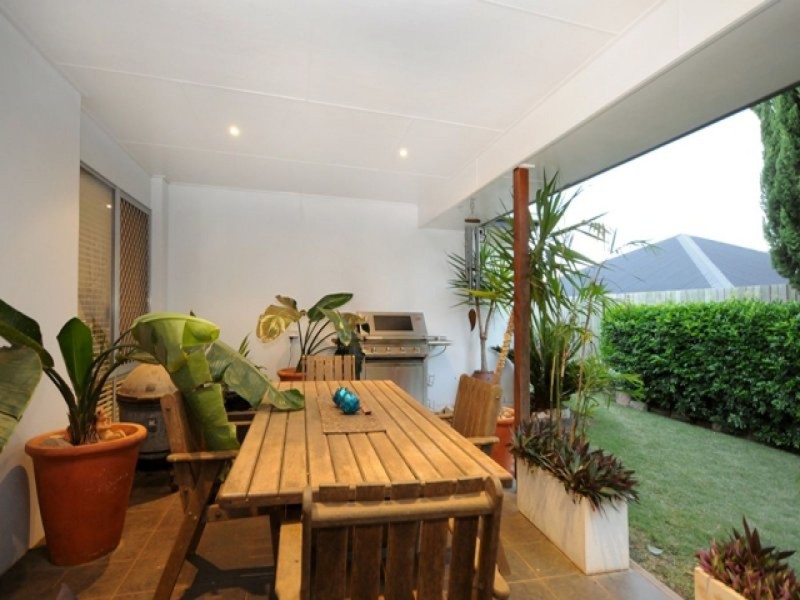 12 Quail Street, Rangeville QLD 4350