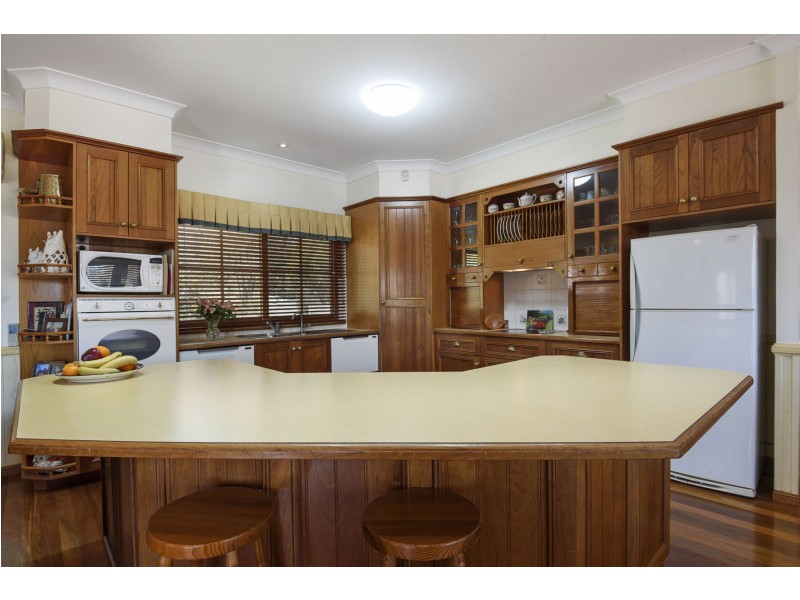 2A Maureen Court, Cotswold Hills QLD 4350