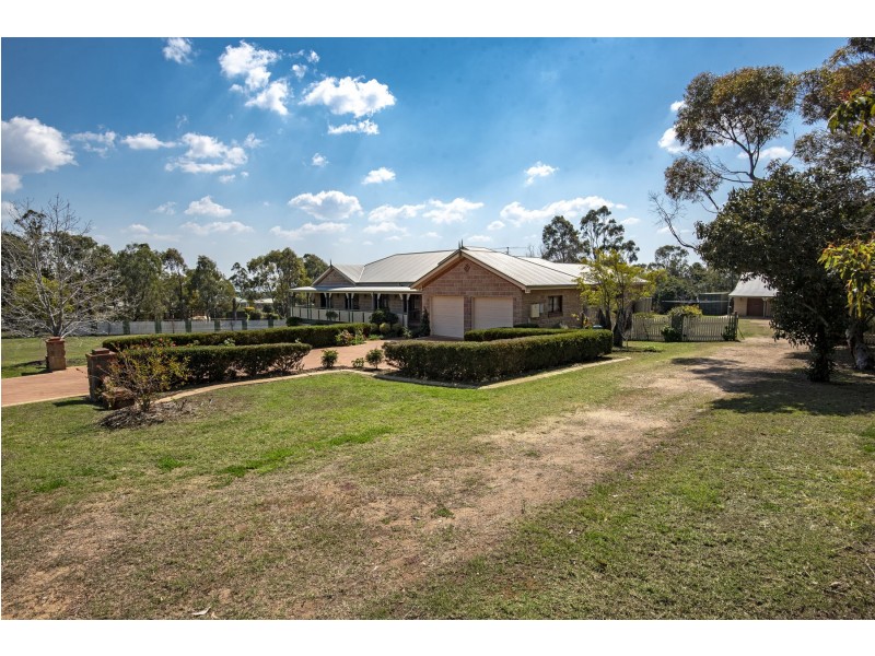 2A Maureen Court, Cotswold Hills QLD 4350
