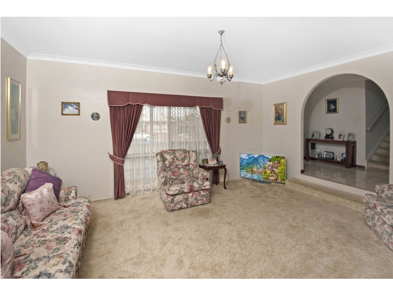 5 Hibiscus Drive, Centenary Heights QLD 4350