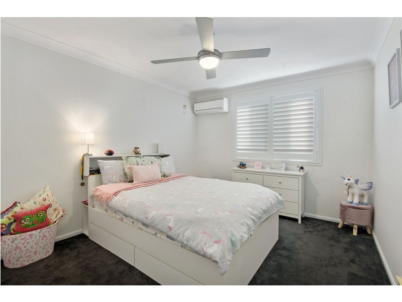 3 Howard Street, Middle Ridge QLD 4350