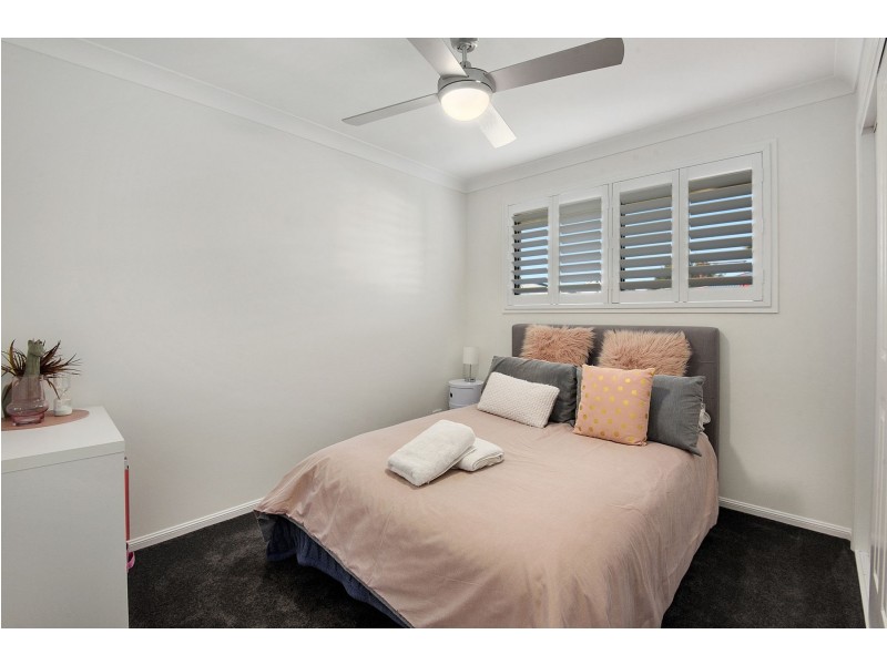 3 Howard Street, Middle Ridge QLD 4350