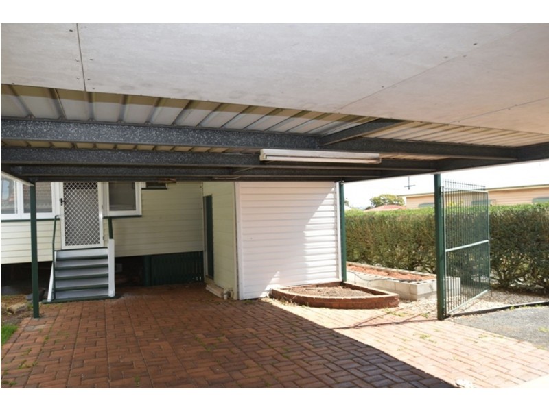 10 Clark Street, South Toowoomba QLD 4350