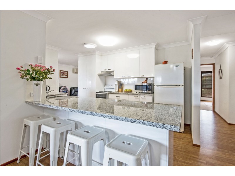 26 Redwood Street, Newtown QLD 4350