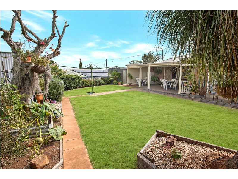 26 Redwood Street, Newtown QLD 4350