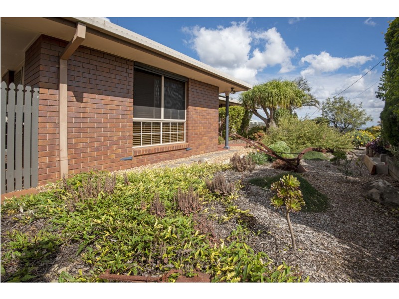 26 Redwood Street, Newtown QLD 4350