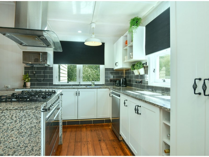 5 Christmas Street, North Toowoomba QLD 4350