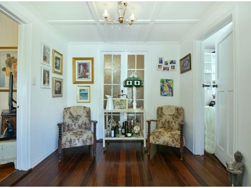 5 Christmas Street, North Toowoomba QLD 4350