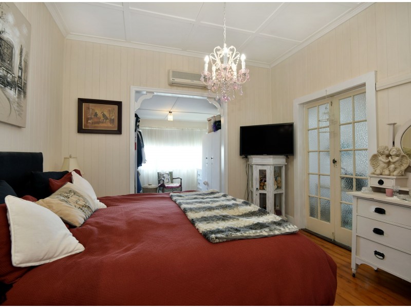 5 Christmas Street, North Toowoomba QLD 4350