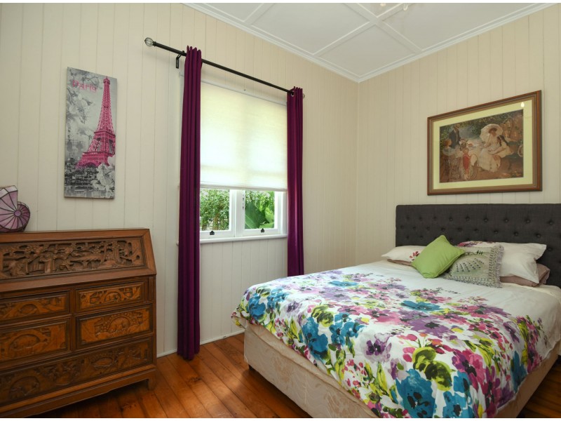 5 Christmas Street, North Toowoomba QLD 4350