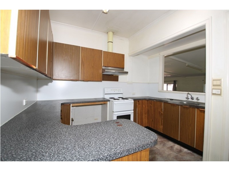 12 Butt Street, Harristown QLD 4350